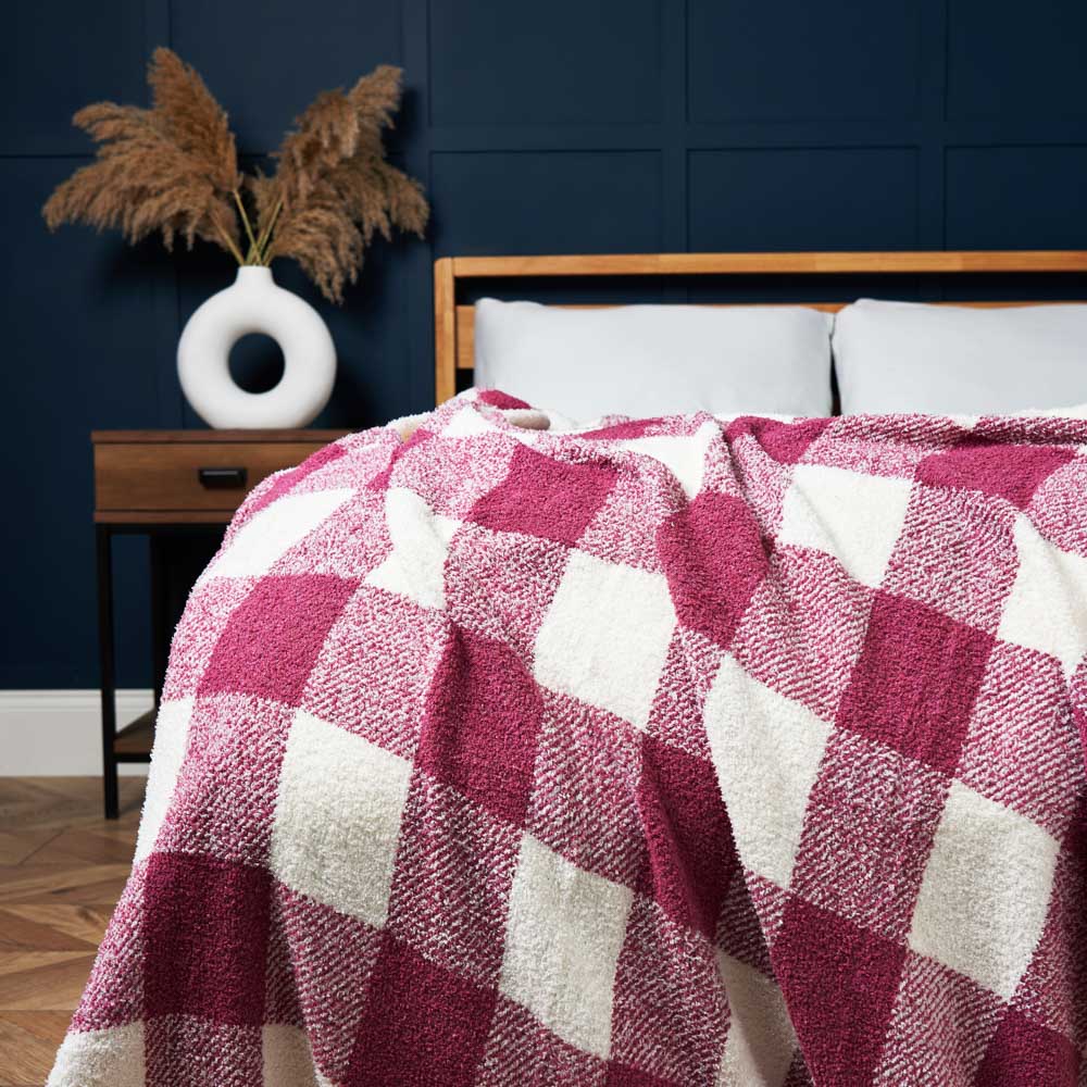 Trieste Feather Woven Throw, Pink