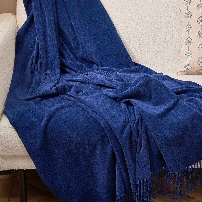 Juna Throw in Navy