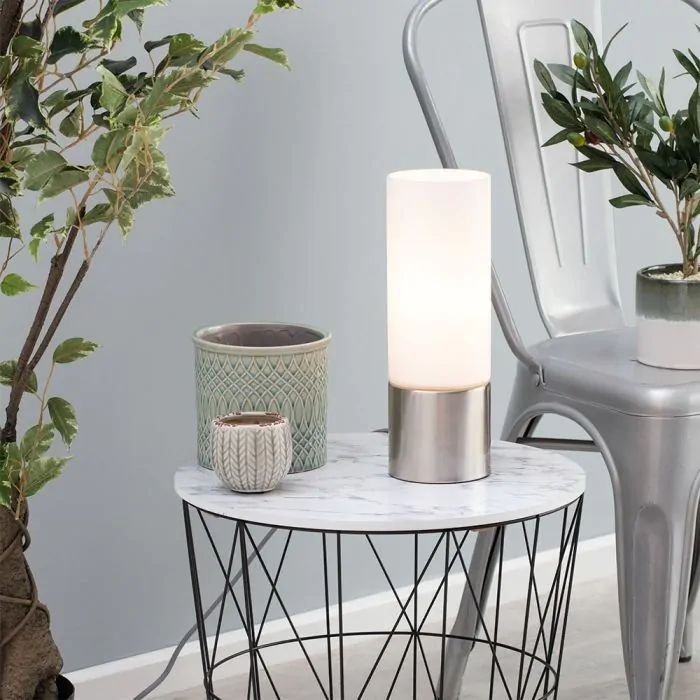 Bhs touch outlet lamp
